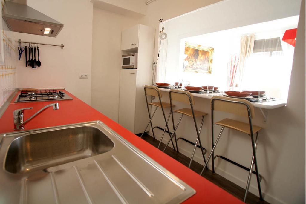 Near Clot & Sagrada Familia Apartment Barcelona Kültér fotó