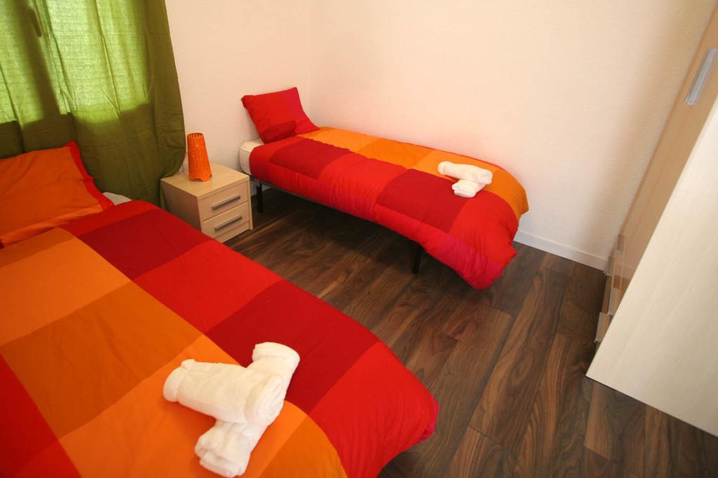 Near Clot & Sagrada Familia Apartment Barcelona Kültér fotó